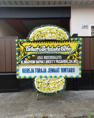 Papan Bunga Duka di Mejobo