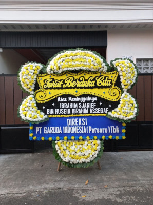 Papan Bunga Duka di Mejobo